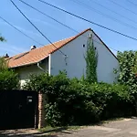 بيت للعطل Mandula House *