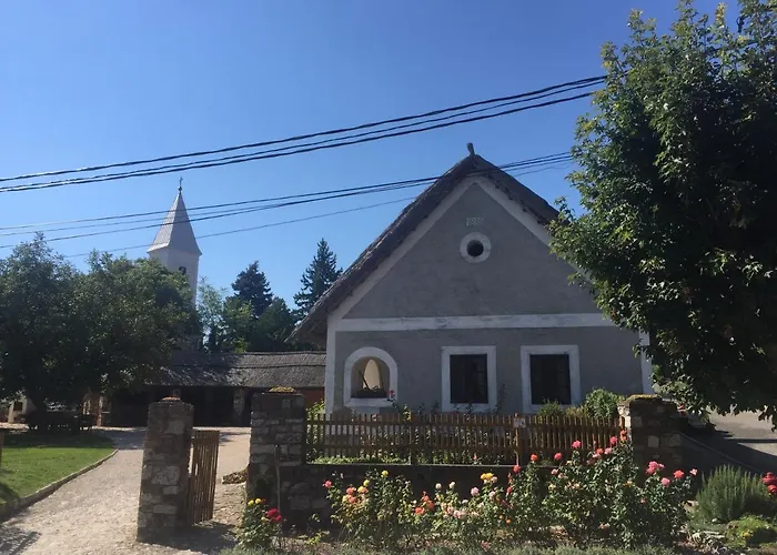 Mandula House Дом отдыха