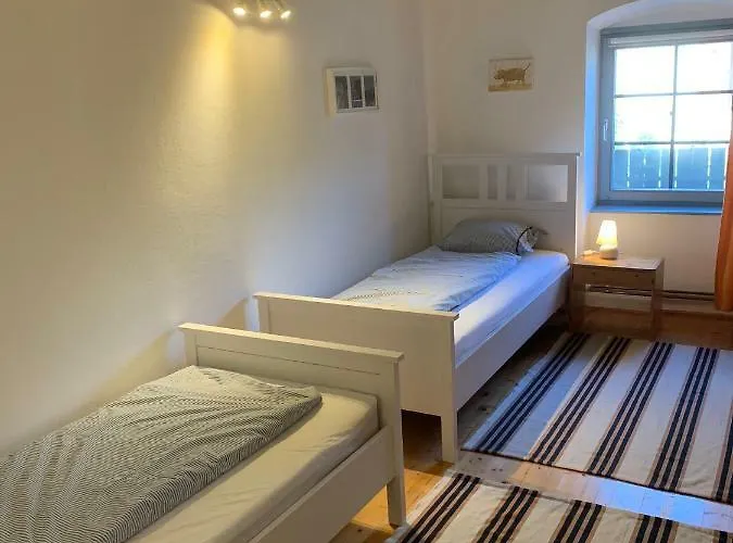 Mandula House Case de vacanță